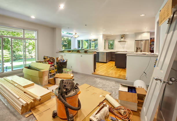 Professional Kitchen Remodeling technician working in Warrington, FL